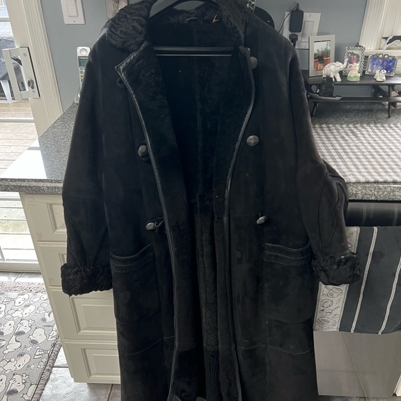 Revillion Shearling maxi coat black 1980’s vintage. Paris France - Picture 12 of 13